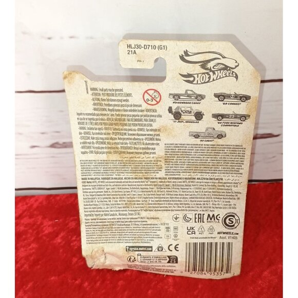 Hot Wheels Volkswagen Caddy 1:5 2021 Series - Picture 2 of 5